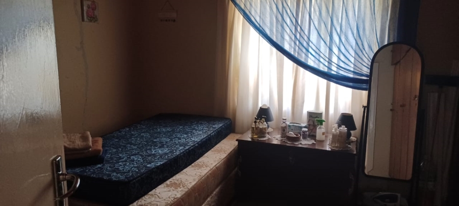 2 Bedroom Property for Sale in Matlakeng Free State